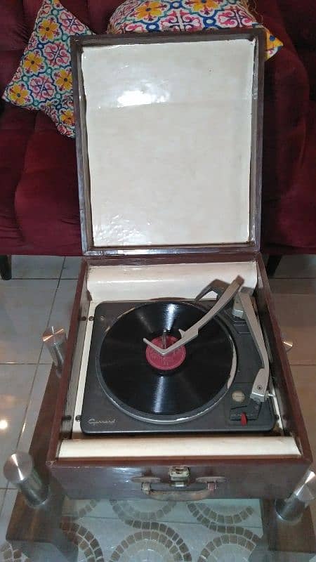 Garad company gramophone vintage 13