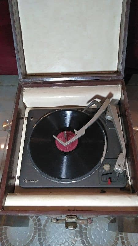 Garad company gramophone vintage 16