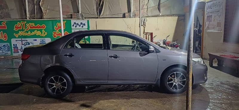 Toyota Corolla GLI 2012 0