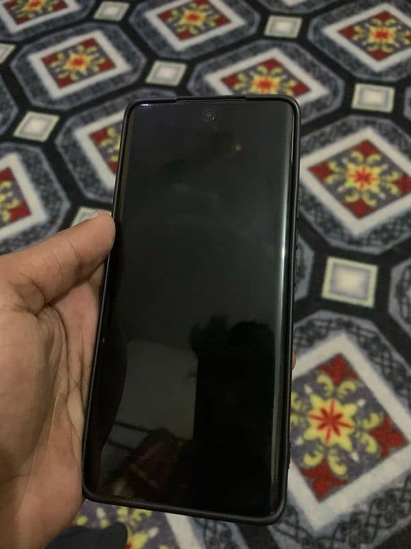 Vivo V40e. 8\256 for sale 0