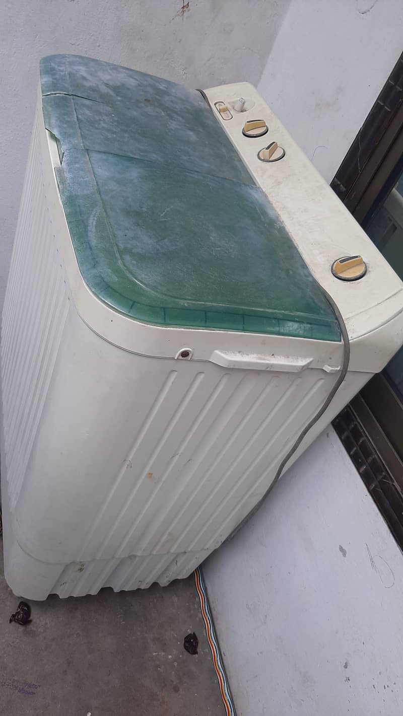 Washing Machine  HAIER 3