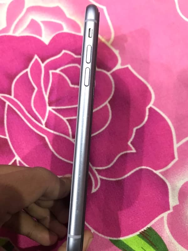 iPhone 11 Non pta factory unlock 128 GB 3