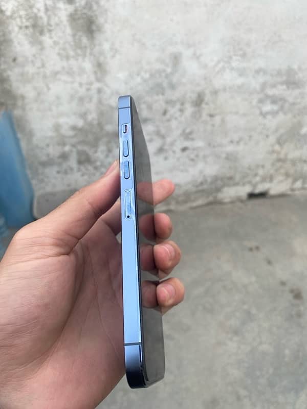 iPhone 13pro max sky blue color good condition 10/10 waterproof 2