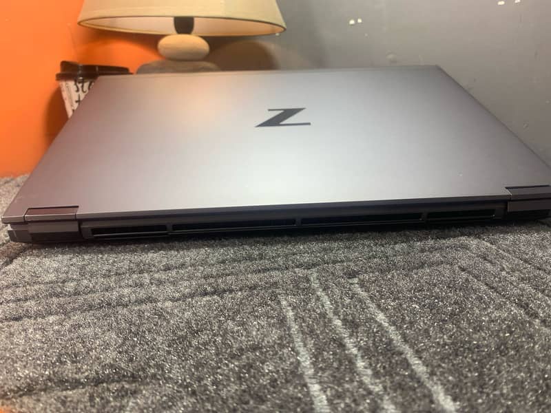 9 HP ZBook Fury 15 G7 4