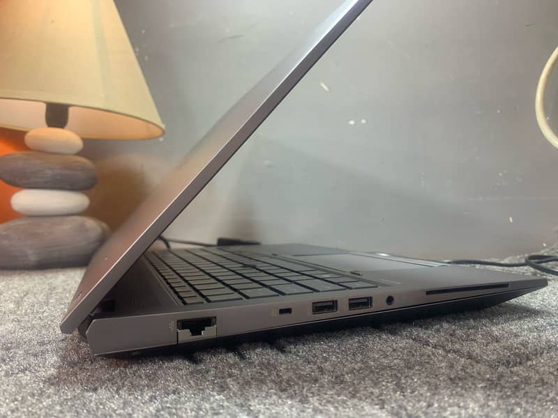 9 HP ZBook Fury 15 G7 10