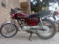 Honda 125  Islamabad number