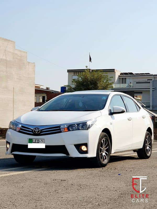 Toyota Altis Grande 2017 Manual transmission 5