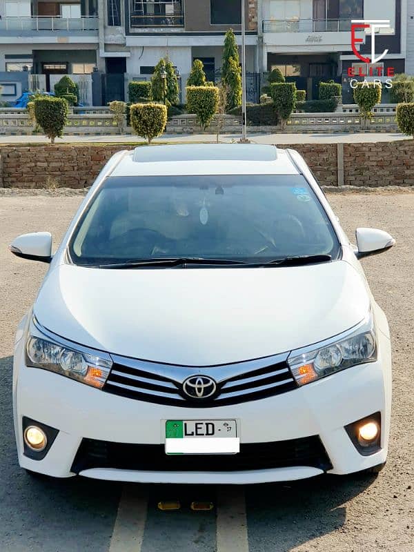 Toyota Altis Grande 2017 Manual transmission 7