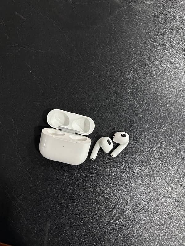 Apple Airpods 3 with box 0