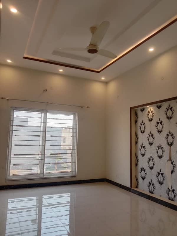 Beautiful 10 Marla Upper Portion Is Available For Rent 6