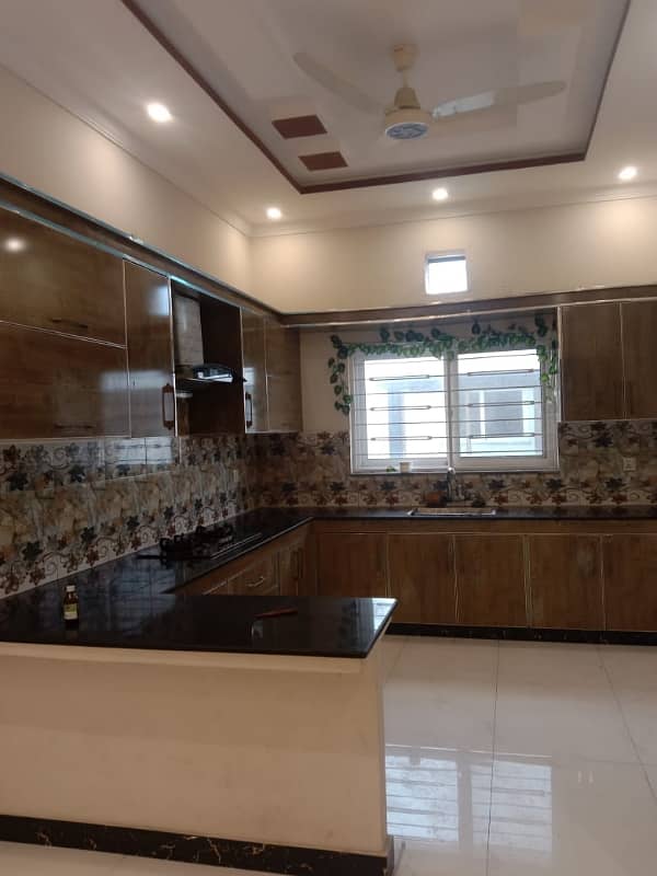 Beautiful 10 Marla Upper Portion Is Available For Rent 10