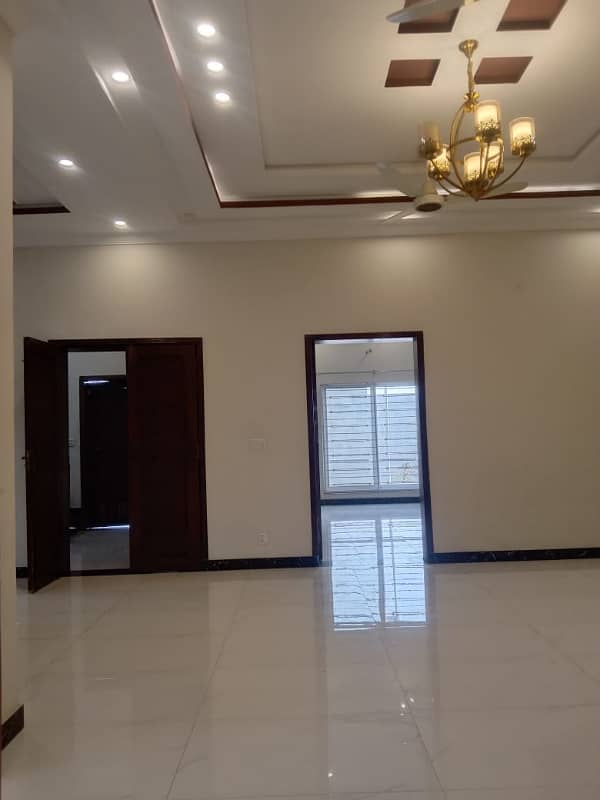 Beautiful 10 Marla Upper Portion Is Available For Rent 11