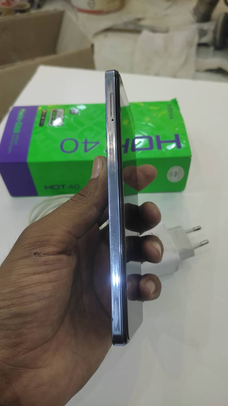 Infinix Hot 40 5