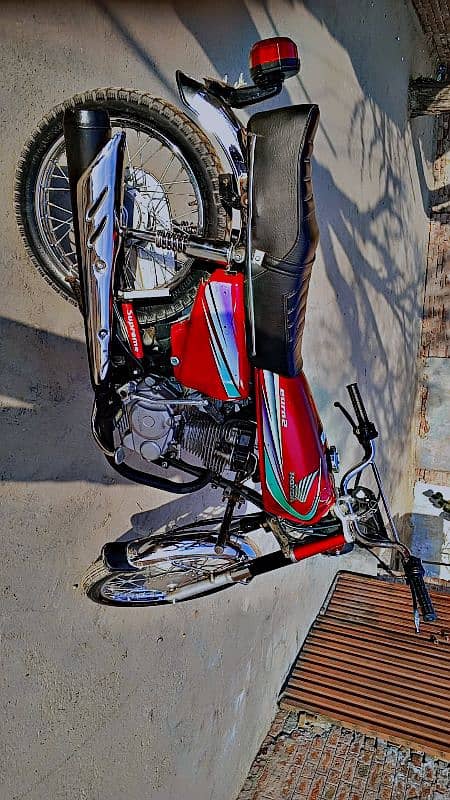 Honda 125 2014 model bilkul brand new bike 1