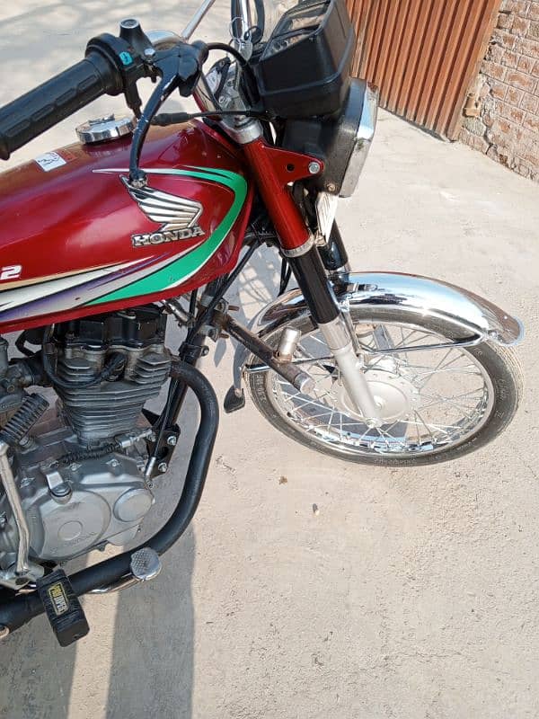 Honda 125 2014 model bilkul brand new bike 4