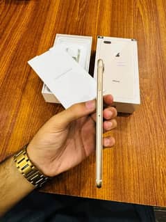 iPhone 7 plus 128 GB my WhatsApp number 03411594804