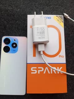 Tecno spark 10 pro 8 256gb 10/10 full box