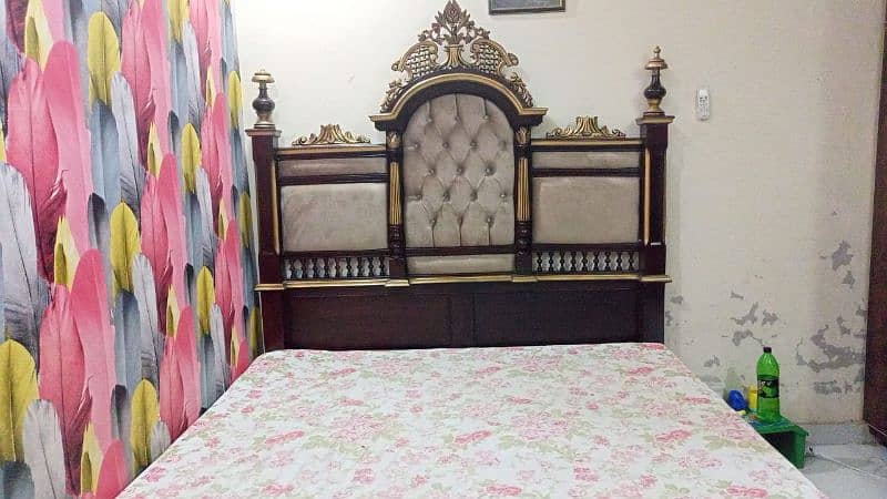 Chinioti Bed in solid 100% taali wood (King Size) used 0