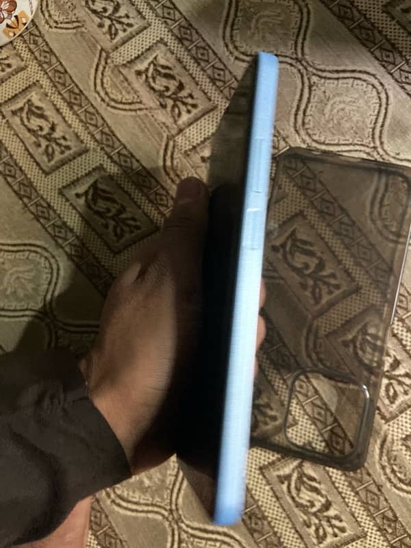 Realme note 50 only 2 month used with box 1