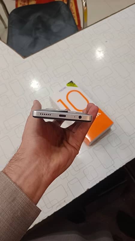 Tecno spark 10 pro   8+8  128 3