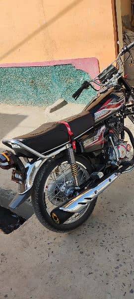 Exchange possible with Yamaha YBR 0