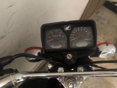 Honda 125 2022 all ok 10 10 condition self start