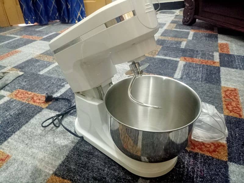 Multifunctional stand Mixer 4