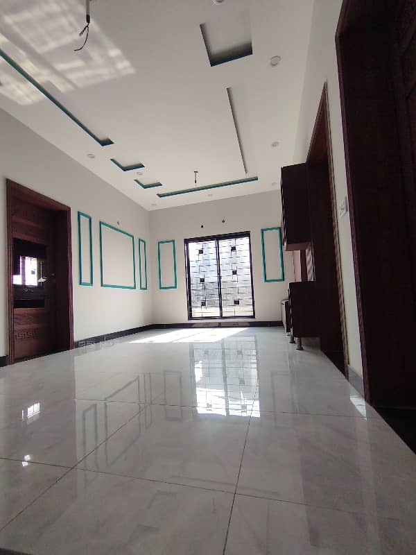 10 Marla Upper Portion For Rent Hot Location 5