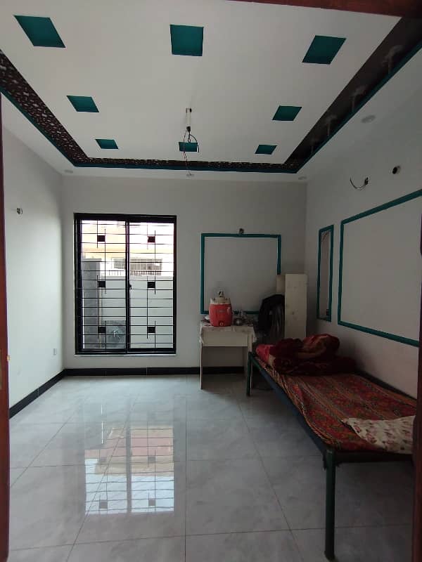 10 Marla Upper Portion For Rent Hot Location 11