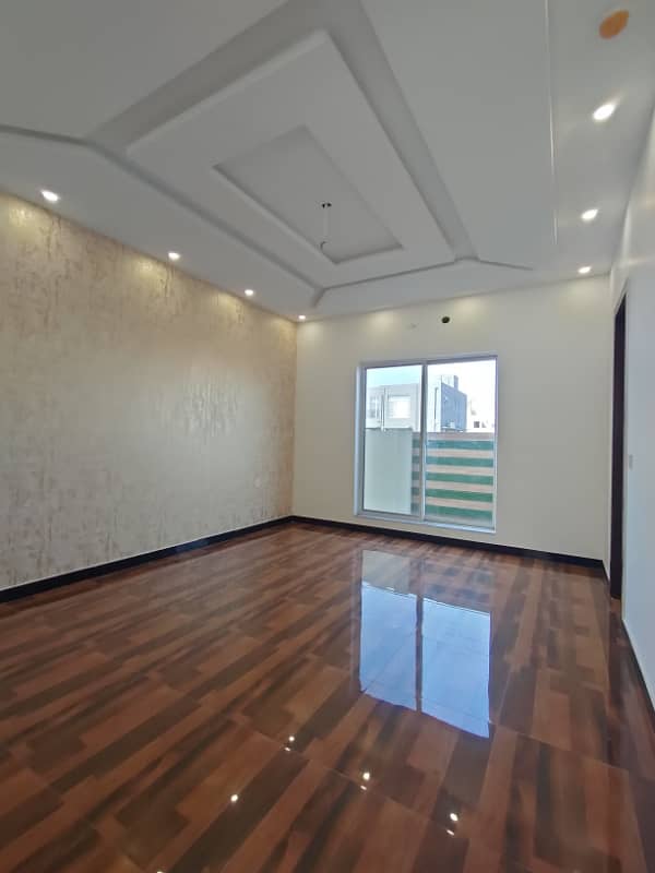 "Luxurious Modern Home For Sale In DHA Phase 8, Lahore A Masterpiece Of Elegance And Durability!" 100% Original Pics. . . 12