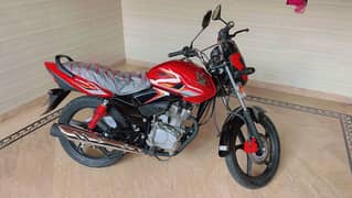 Honda CB 150F 2025