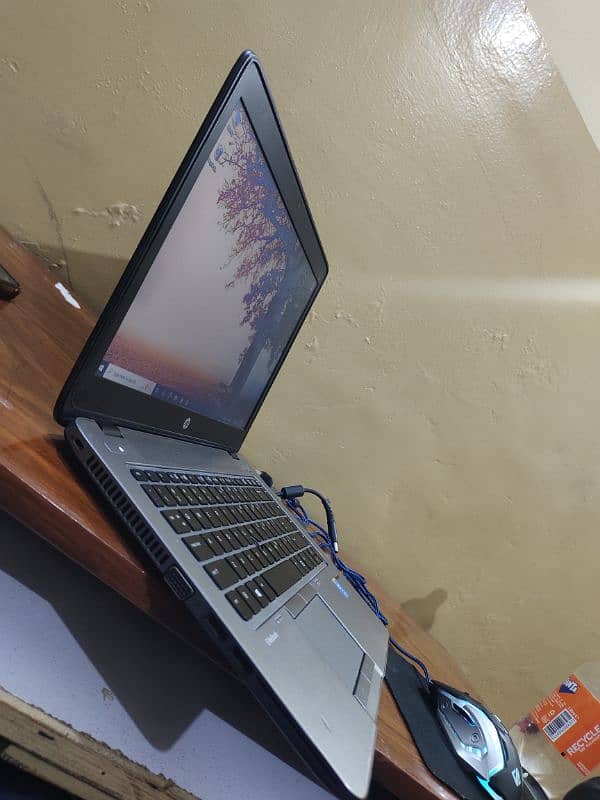 HP elitebook G2 1