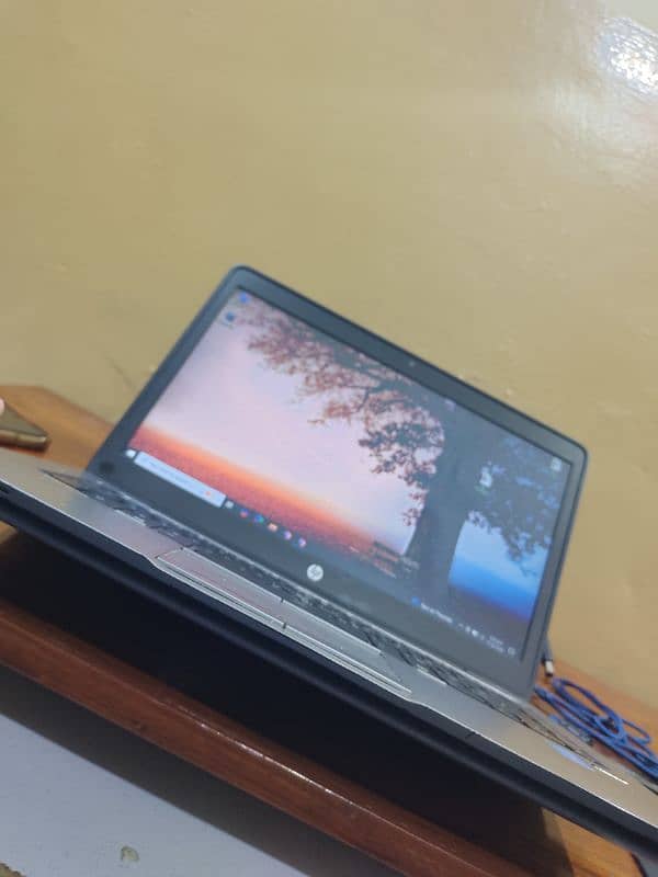 HP elitebook G2 3