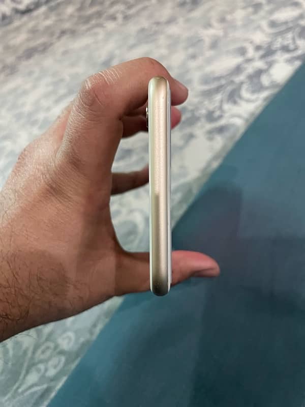 iphone 6 plus PTA approved 10/10 condition 1