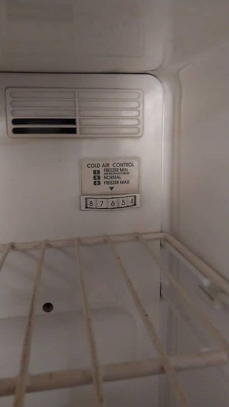 LG. non frost fridge for sale 1