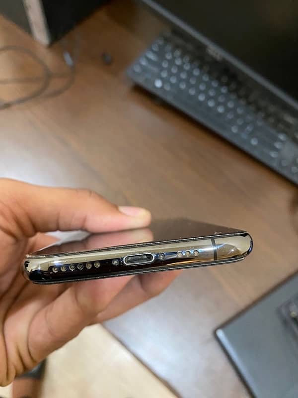 IPhone XS Dual PTA 2