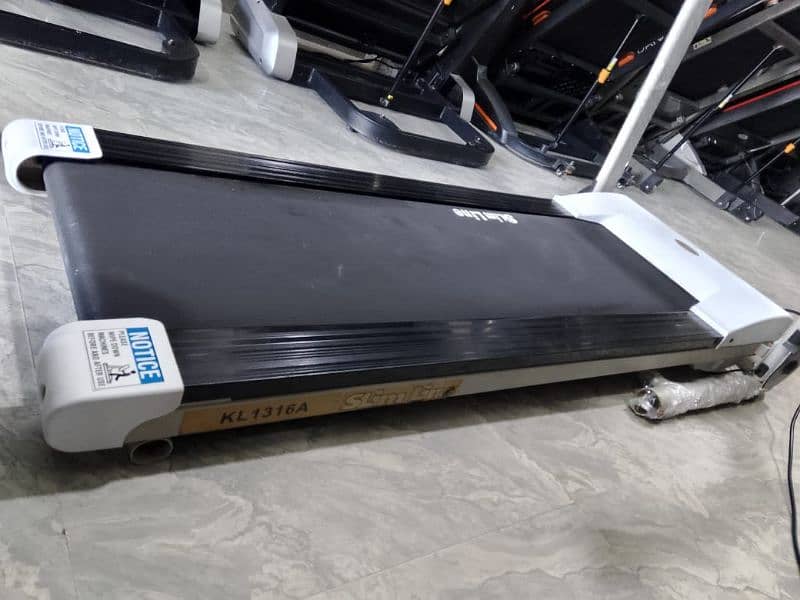 SLIMLINE TREADMILL weight capacity 100kg 0333*711*9531 8