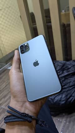 iPhone 11 pro max 64 GB