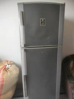 Dawlance 2 Door Refrigerator in Good Condition