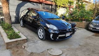 Toyota Prius G Touring package 2012/2016