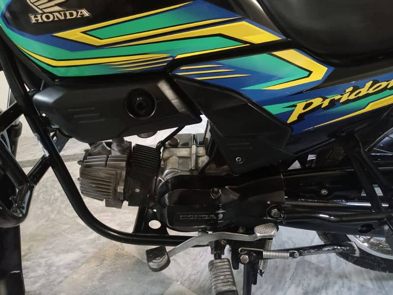 Honda prider 100 cc 6