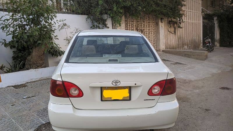 Toyota Corolla SE Saloon 2003 3