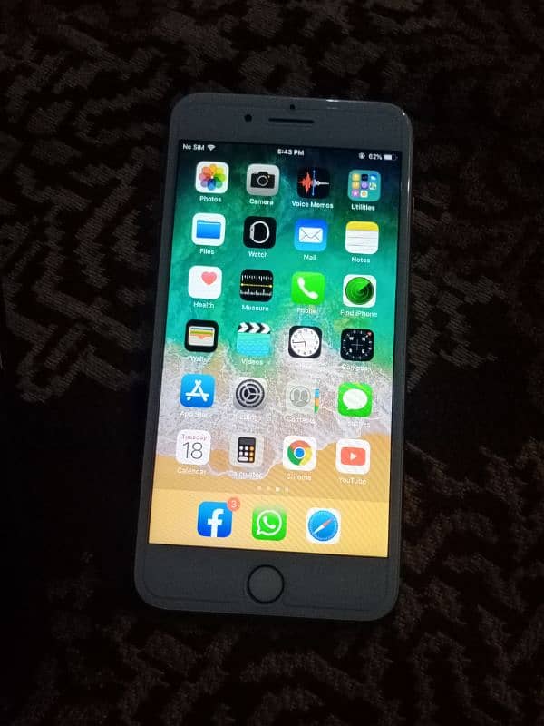 I phone 8 plus 256 GB 3