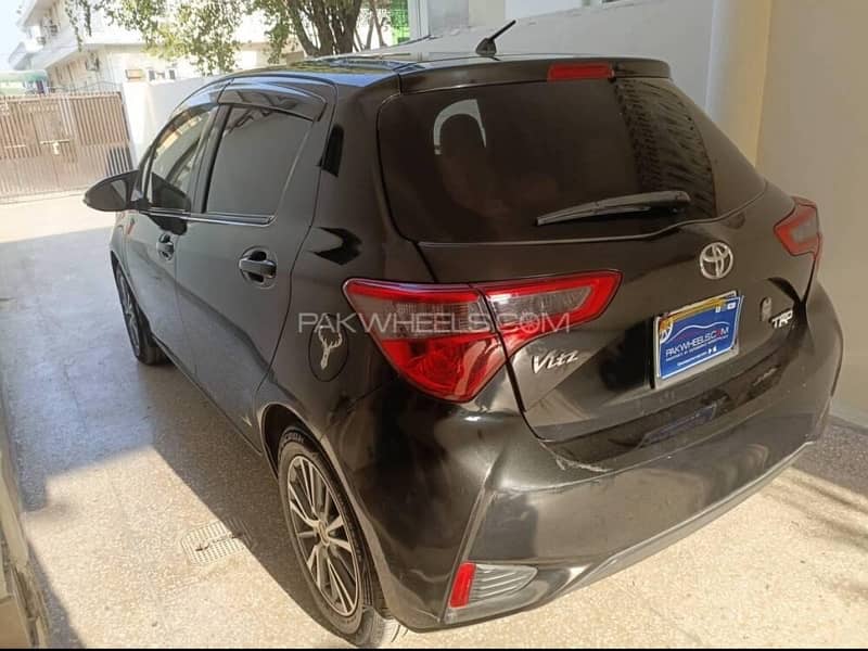 Toyota Vitz 2018 4