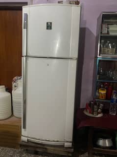 dawlance refrigerator