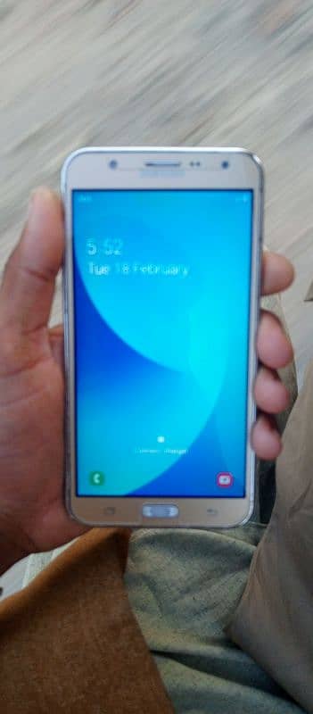 samsung j7 0