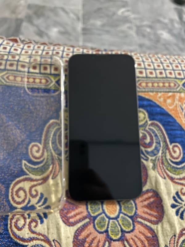 iPhone 13 Pro Max 256 gb 10/10 condition 0