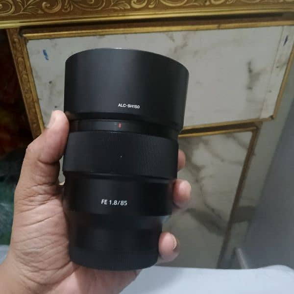 Sony 85mm 1.8 with box In Brand-new condition 5