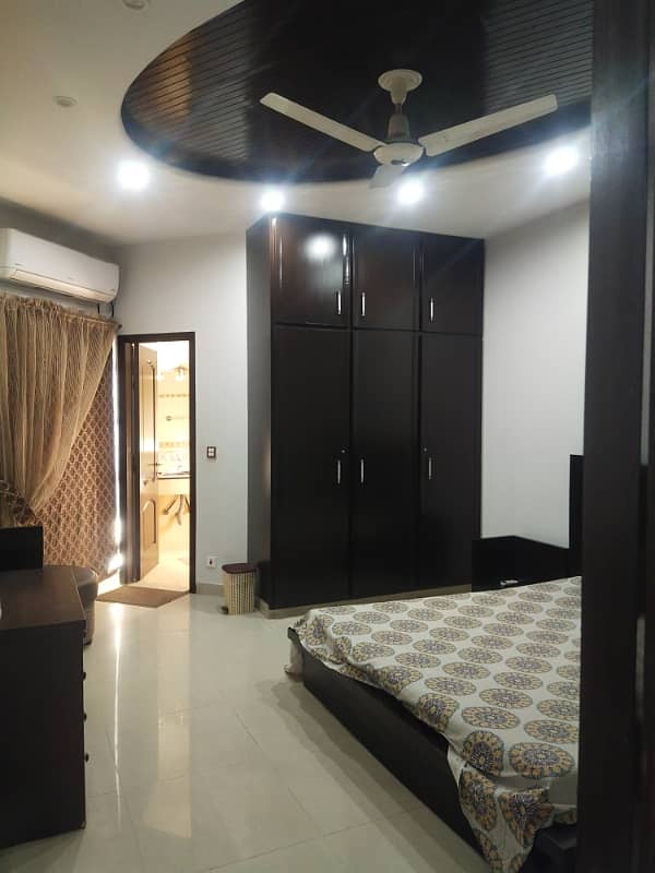 10 MARLA UPPER PORTION FULLY FURNISHED AVAILABLE FOR RENT NEAR UCP UNIVERSITY 2