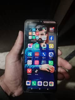 Infinix note 12 Pro for SALE 8+8 256 sakreen ma thora tot ha